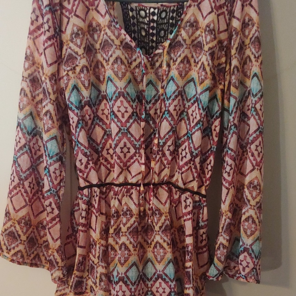 Top! - Picture 2 of 2